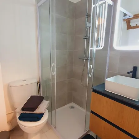 Voile Clim Wifi Terrasse Plages 2min - Rossiconciergerie - Linge Inclus アパート